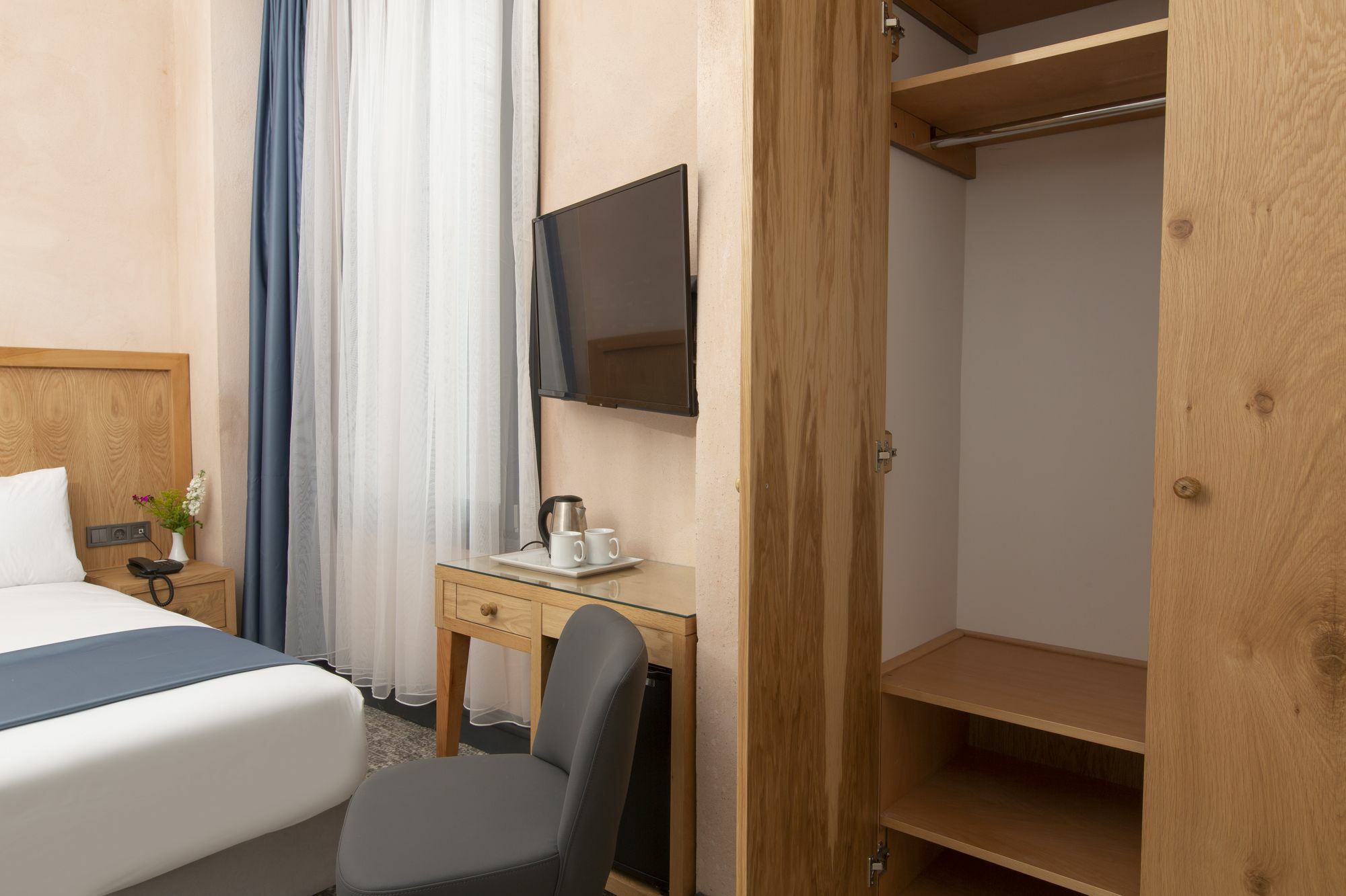 Hotel Premist Taksim 4*