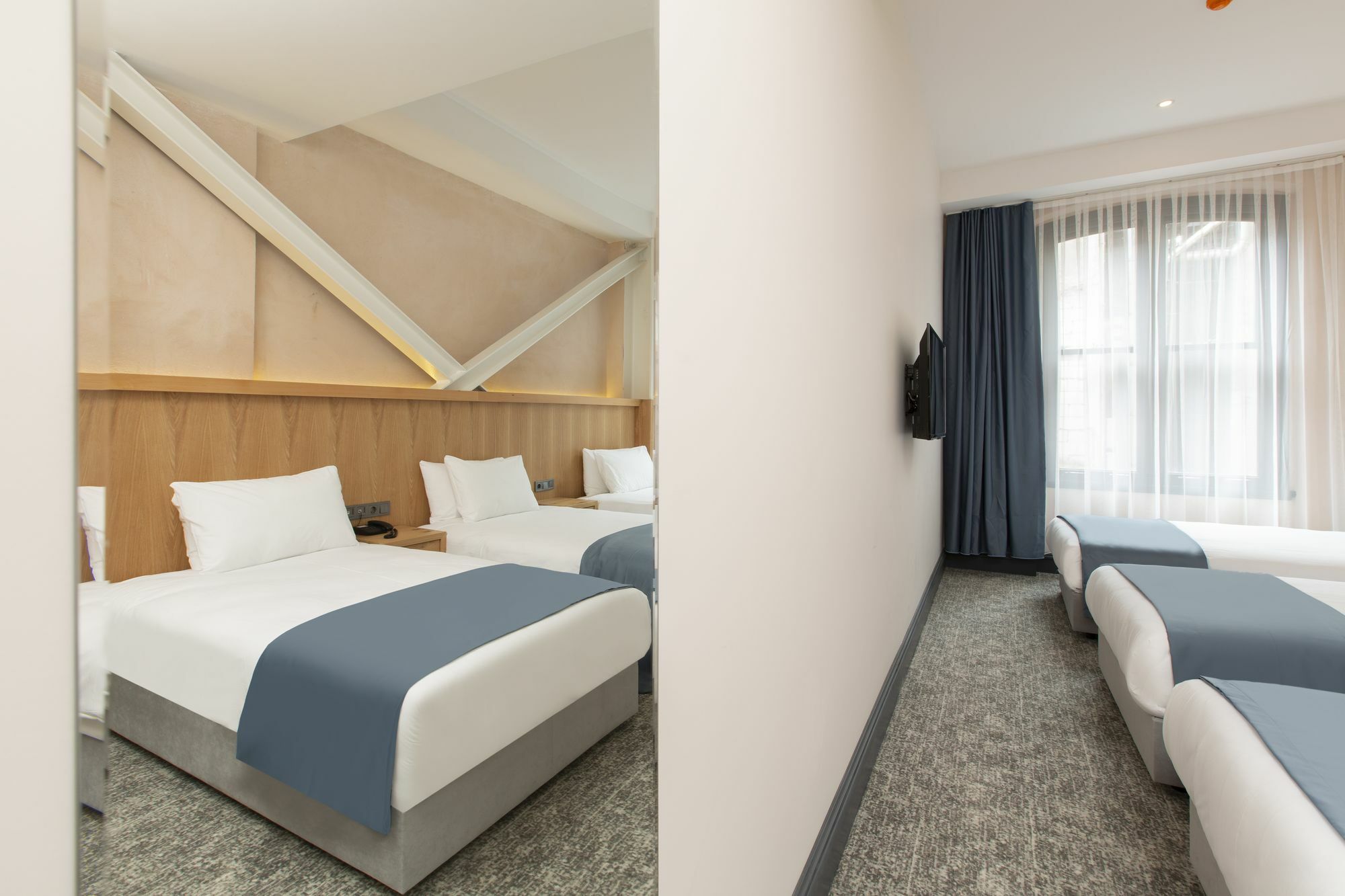 Premist Taksim 4*