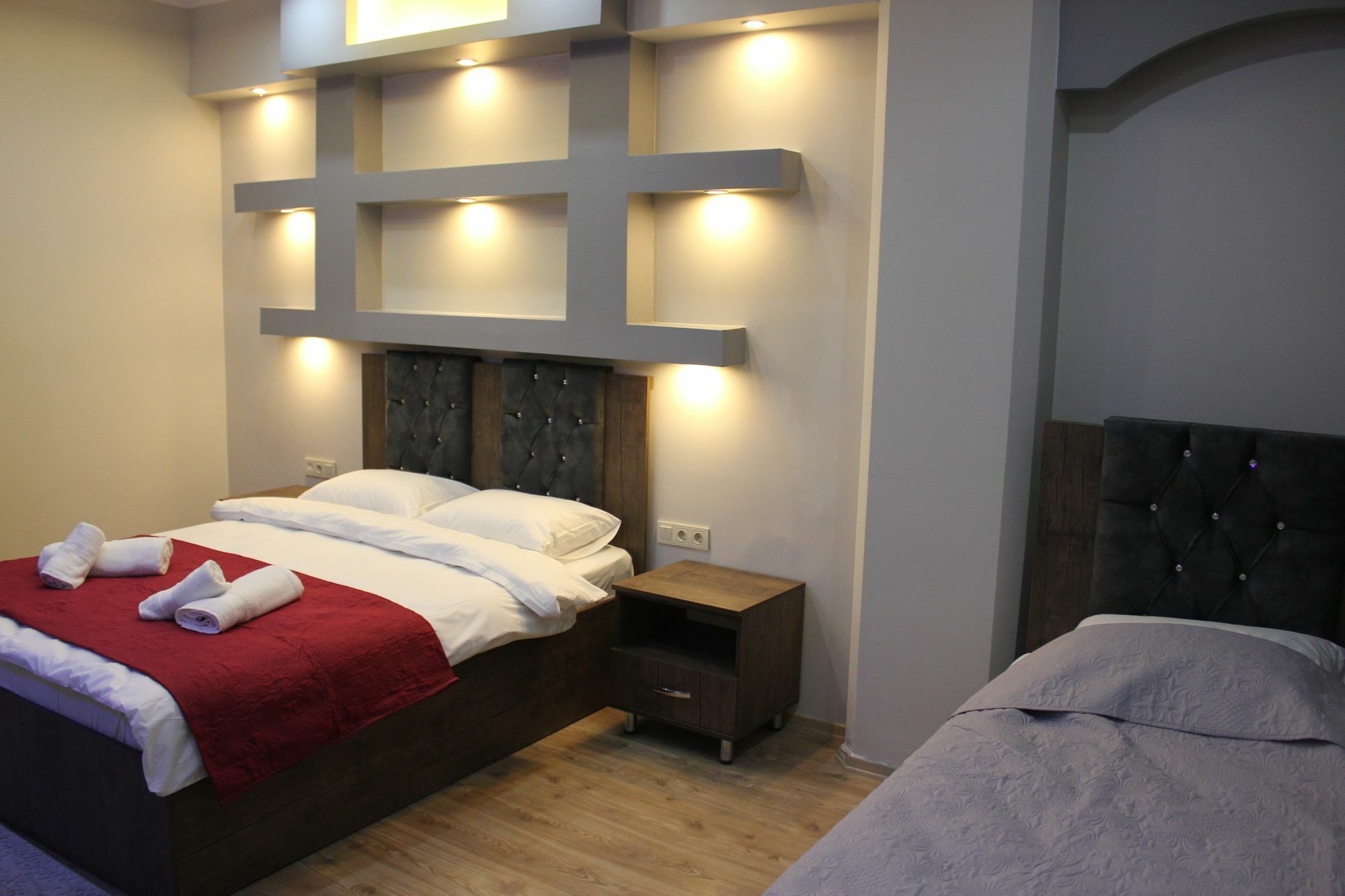 Hotel Rays Bakirkoey Center 3*