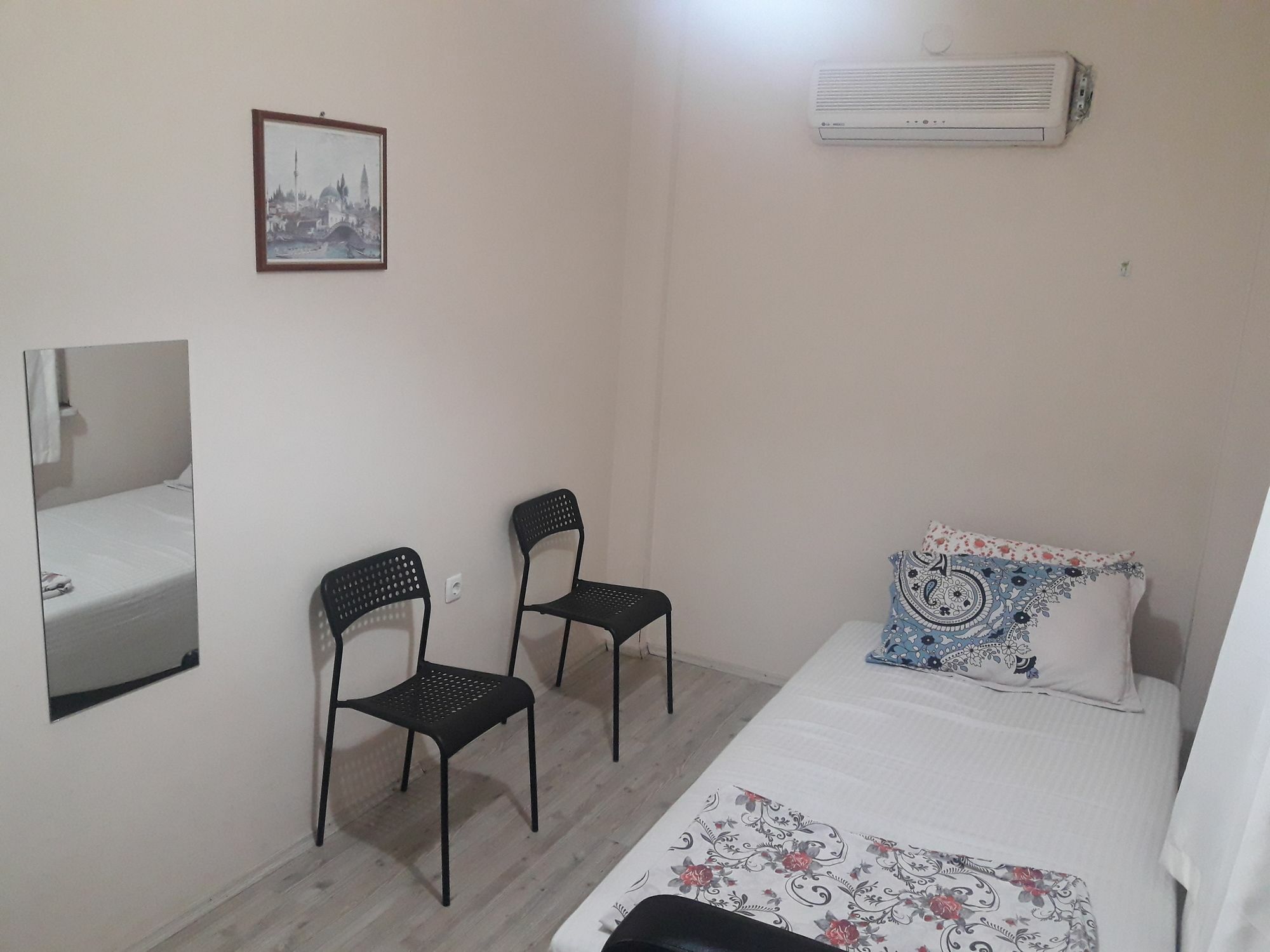 Travel House * Istanbul