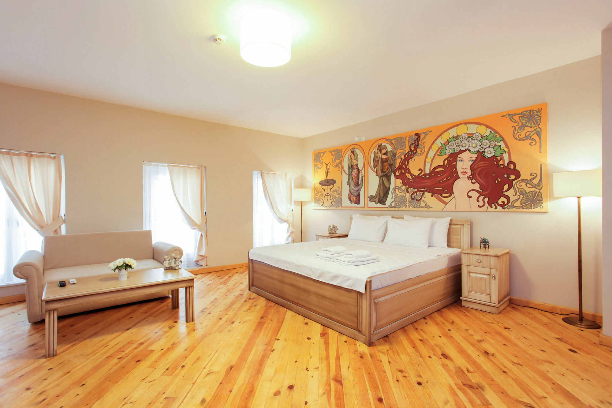 The Loft 3*
