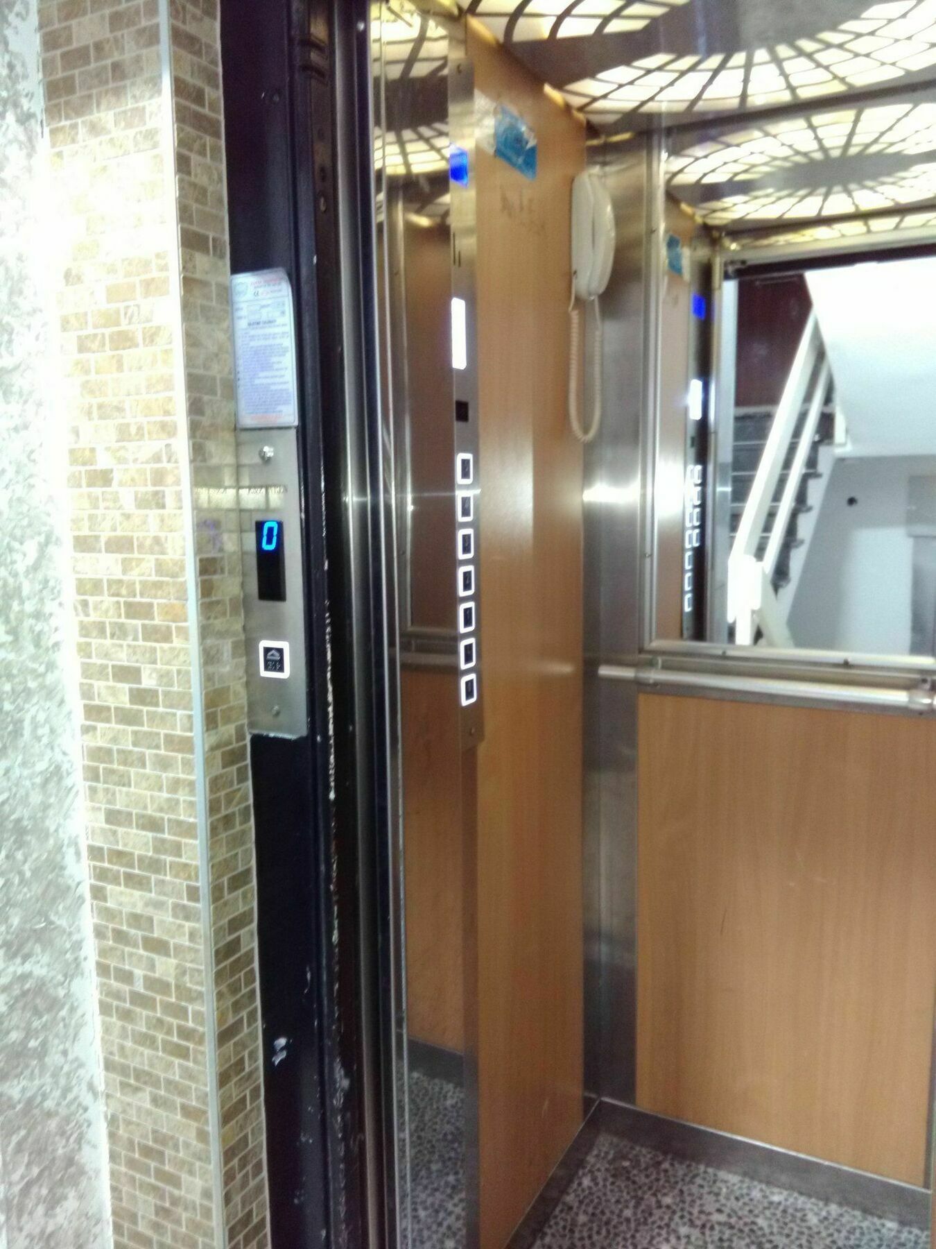 City Hotel 3*