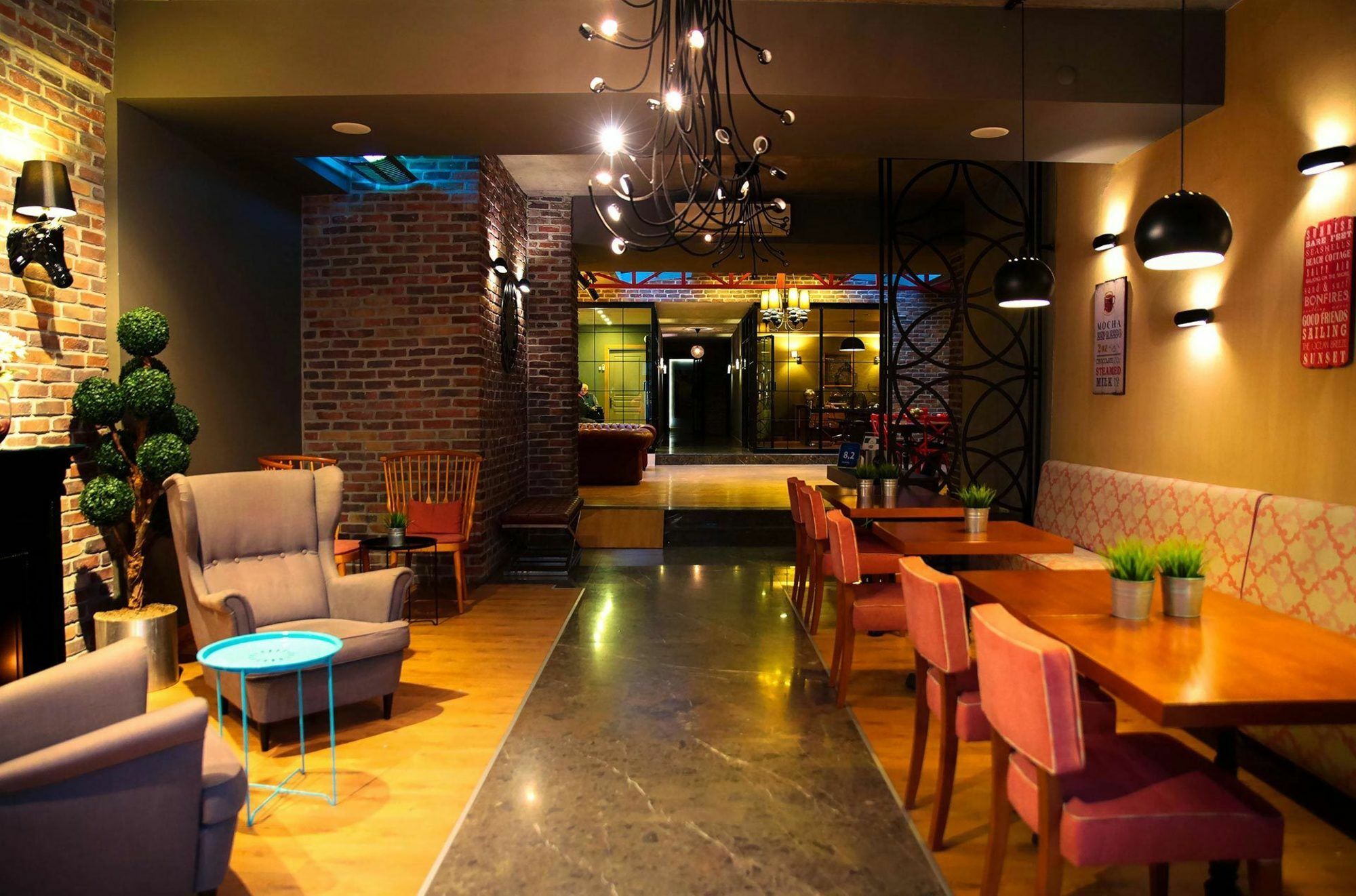 Aparthotel Akin