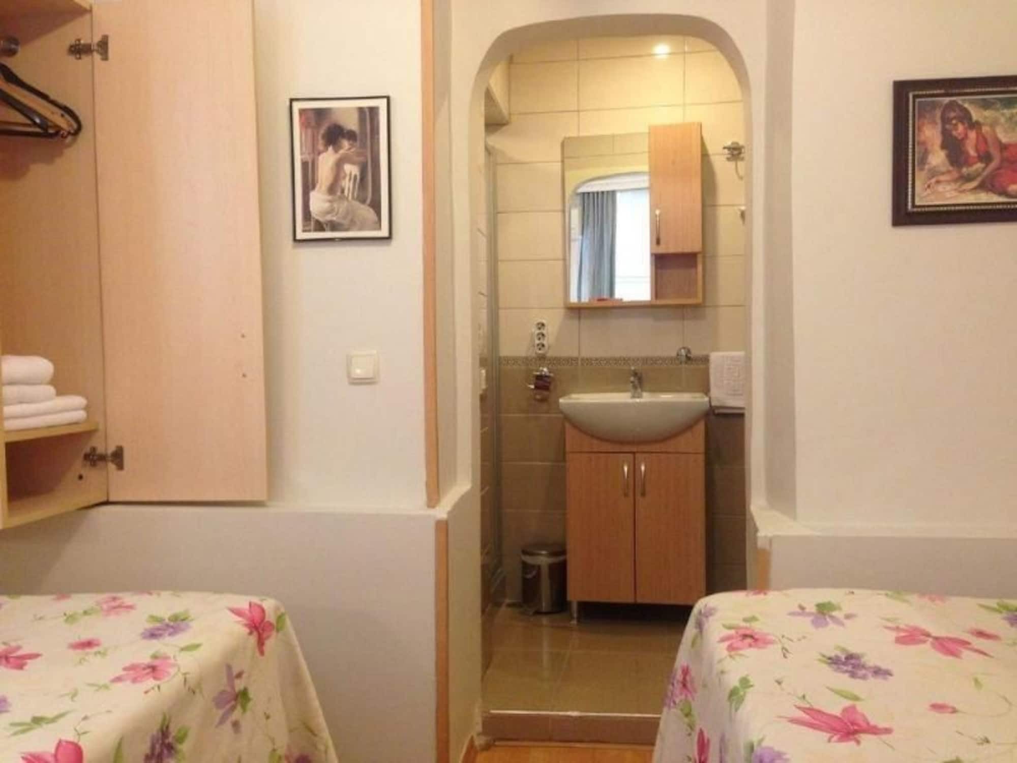 Hotel Antique 4*