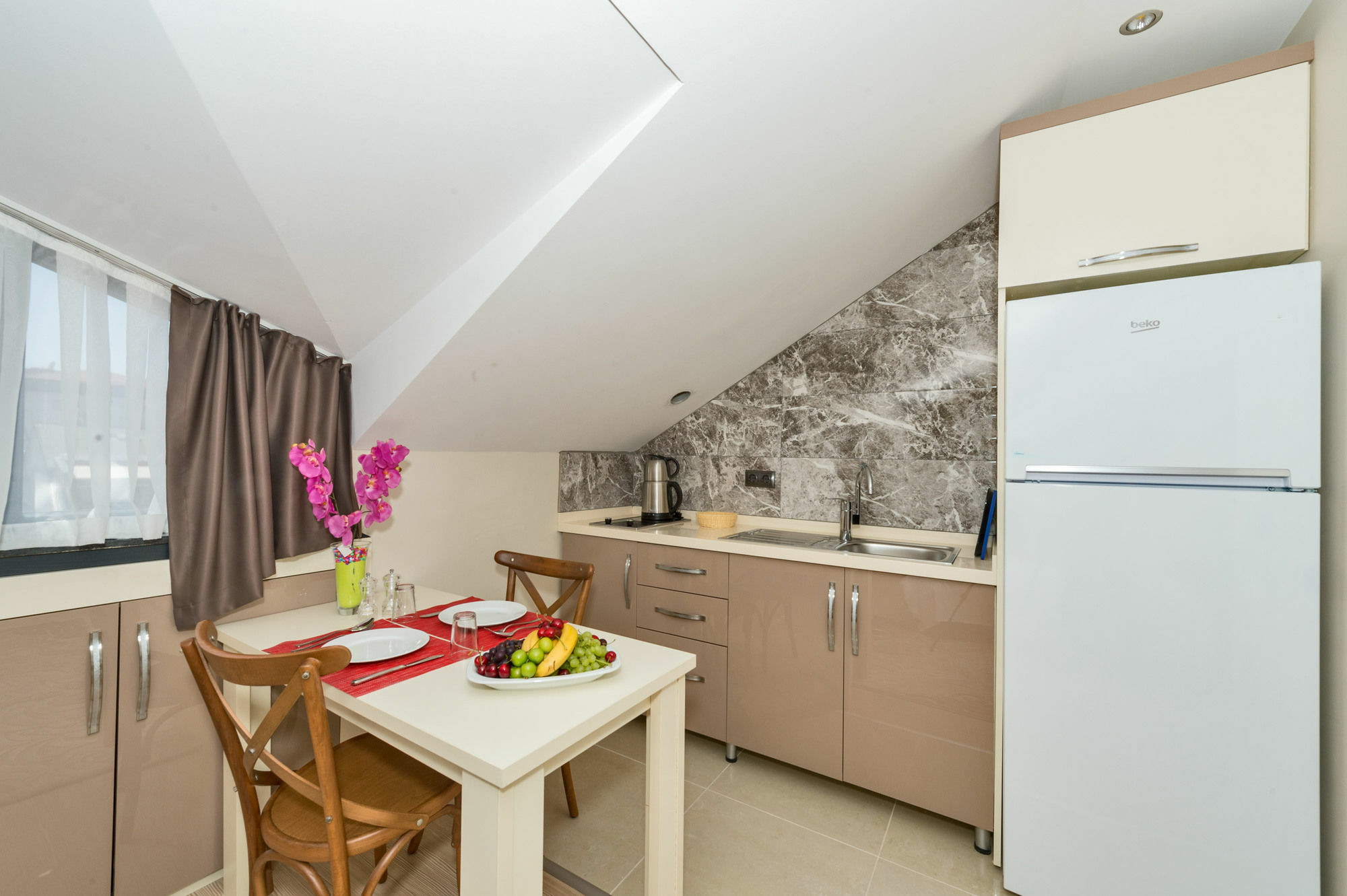 Gen Aparthotel 3*