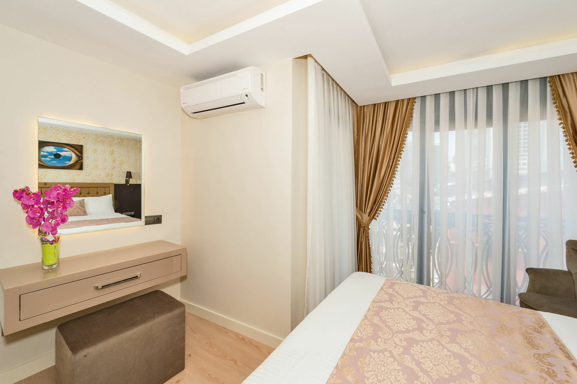 Gen Aparthotel 3*
