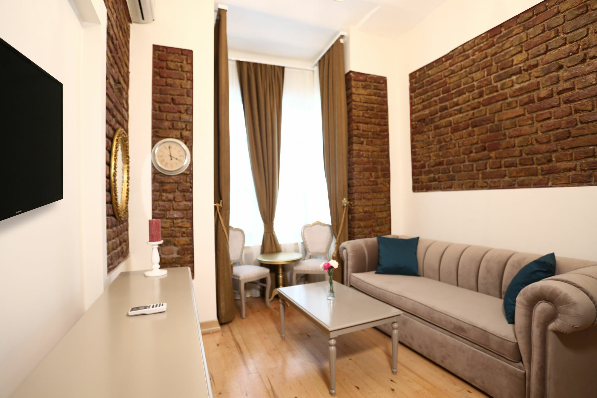 Taksim Star 3*