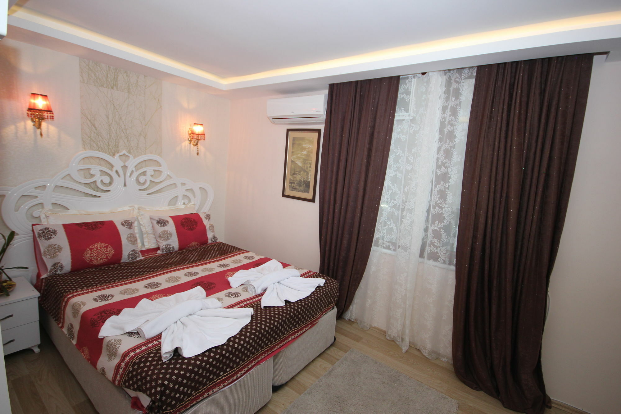 Mini House Economy hotel 2*