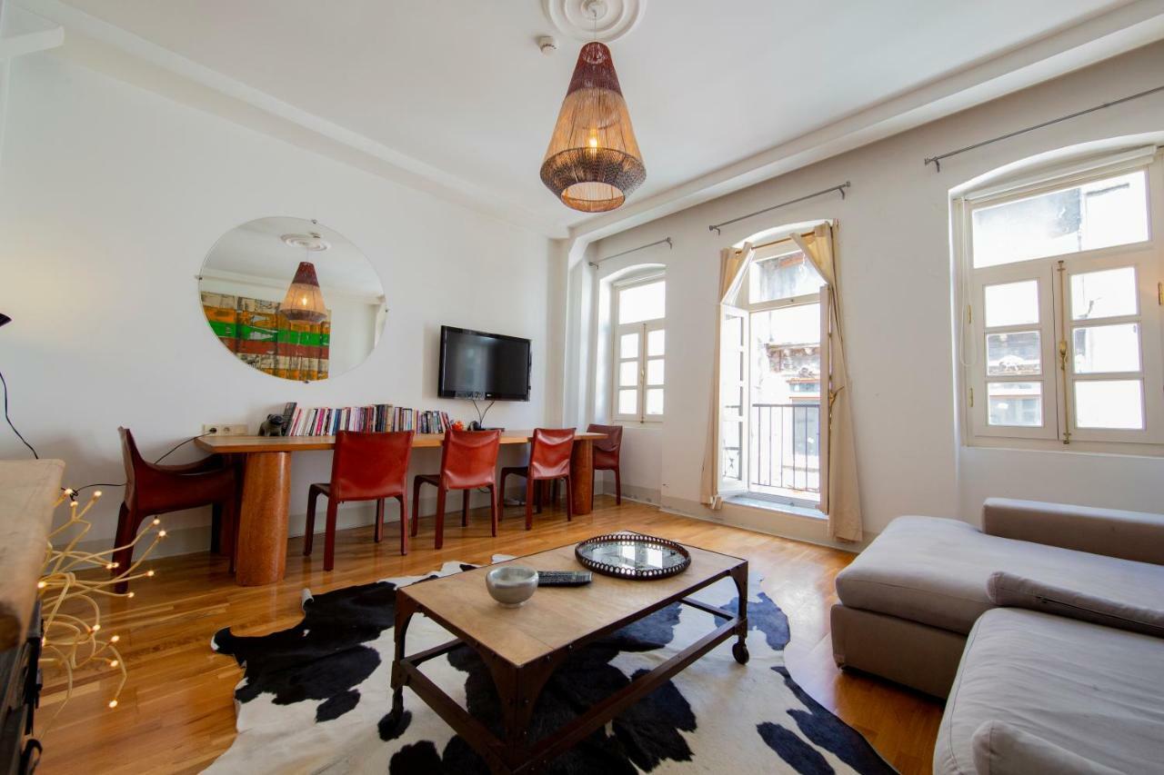 Chiconomy Apartment *