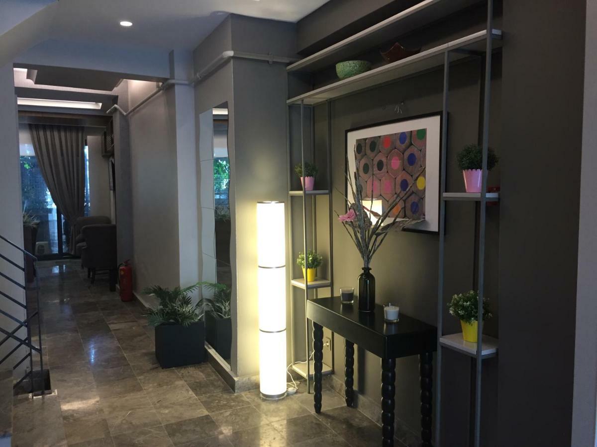 Hotel Bella 3 *