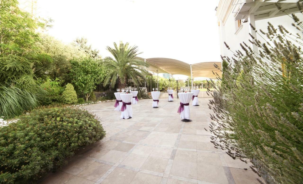 Hotel Kadak Garden