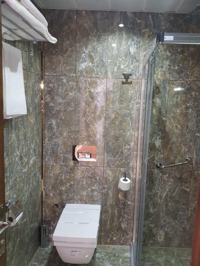 Otel Perapolis 3*