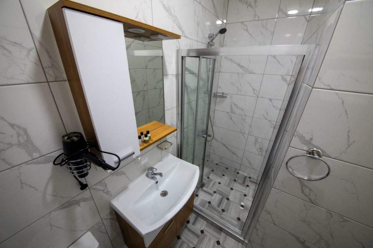 Royal Taksim 3*