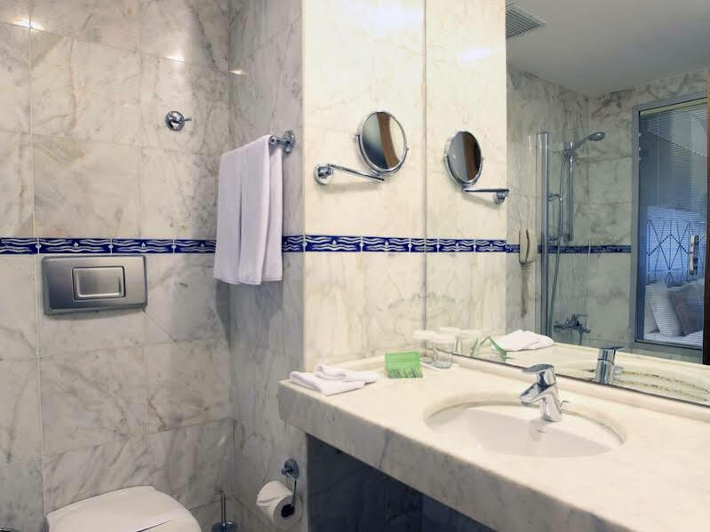 Ramada By Wyndham Taksim Hotel Istanbul