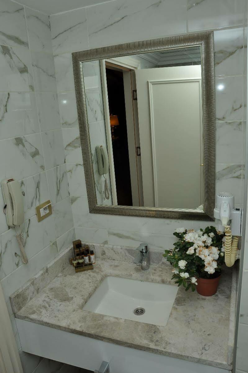 My Roomi Hotel 4*