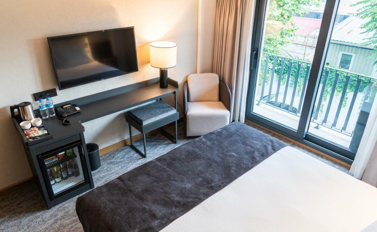Hotel Meg 2*