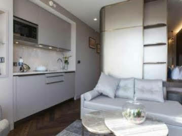 Noble22 Suites-special Category Apart Otel 3*