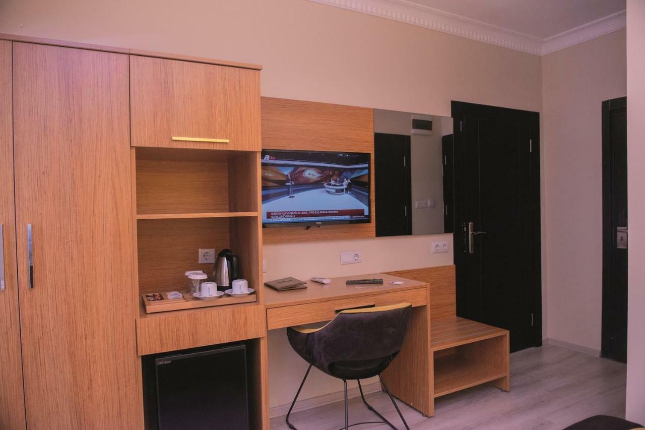 Karamans Sırkecı Suıtes 2* İstanbul
