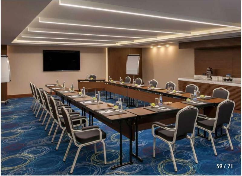 Hotel Radisson Blu Batisehir