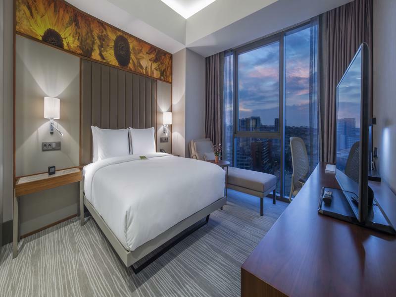 Hotel Hilton Garden Atatürk Airport 4*