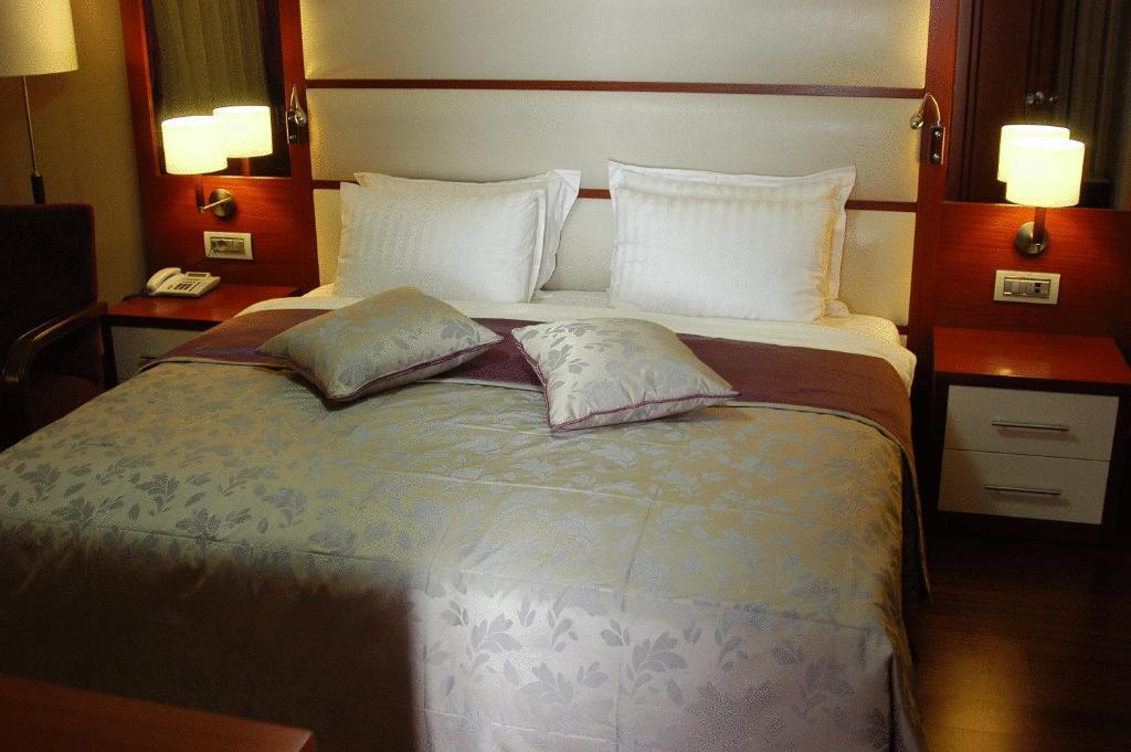 Dareyn Hotel 2*
