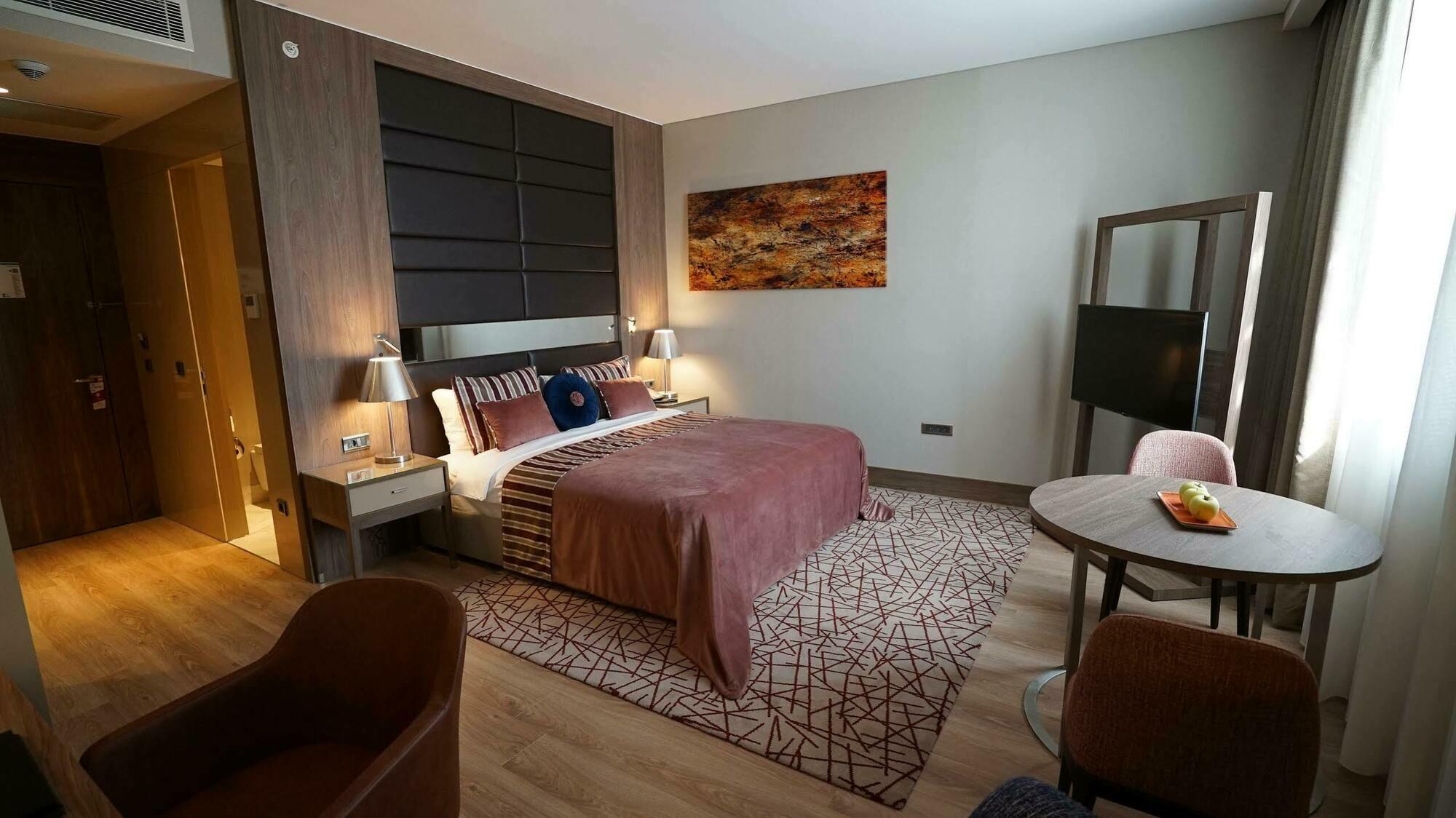 Otel Hawthorn By Wyndham Airport İstanbul