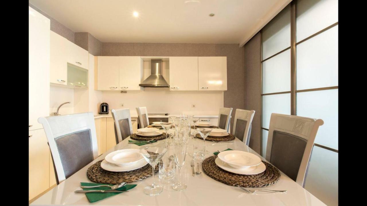 Cts Elysium Duplex Apt. 85 Apartment *