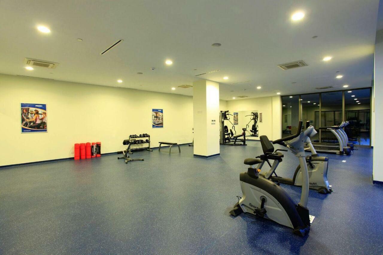Cts Elysium Duplex Apt. 85 Apartment *