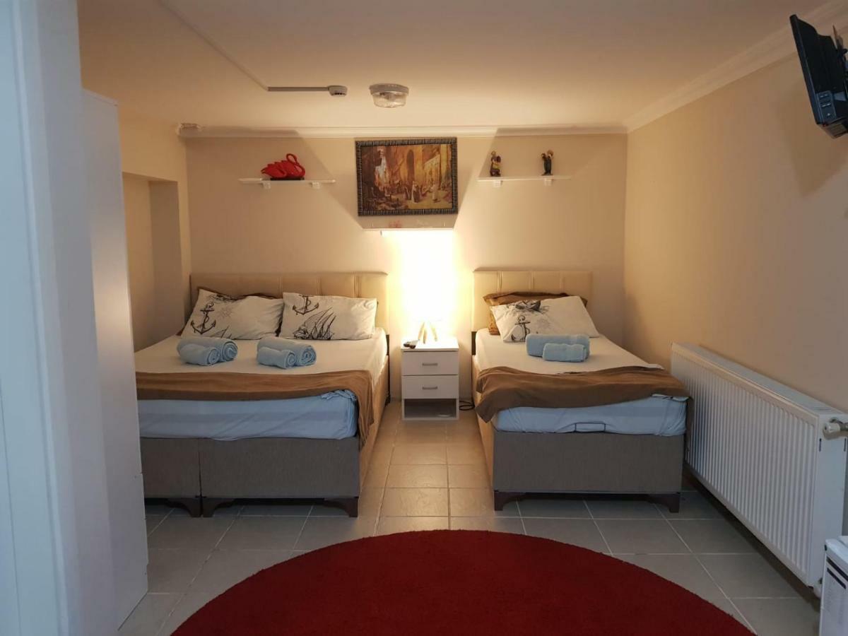 Bed & Breakfast Blue