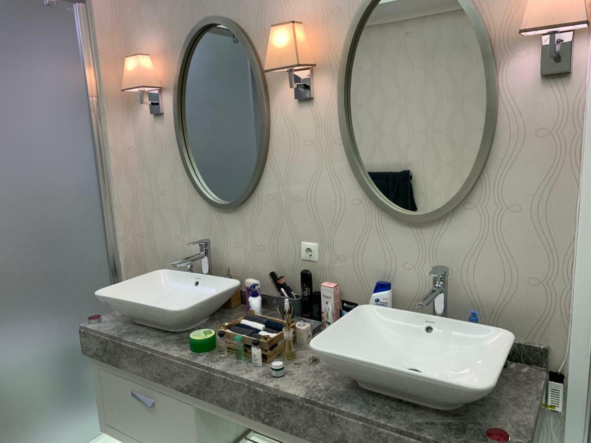 Agaoglu Maslak 1453 2+1 Penthouse Loft Istanbul