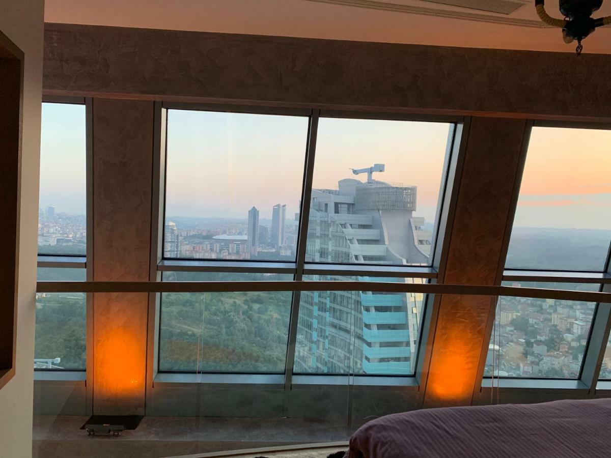 Agaoglu Maslak 1453 2+1 Penthouse Loft Istanbul