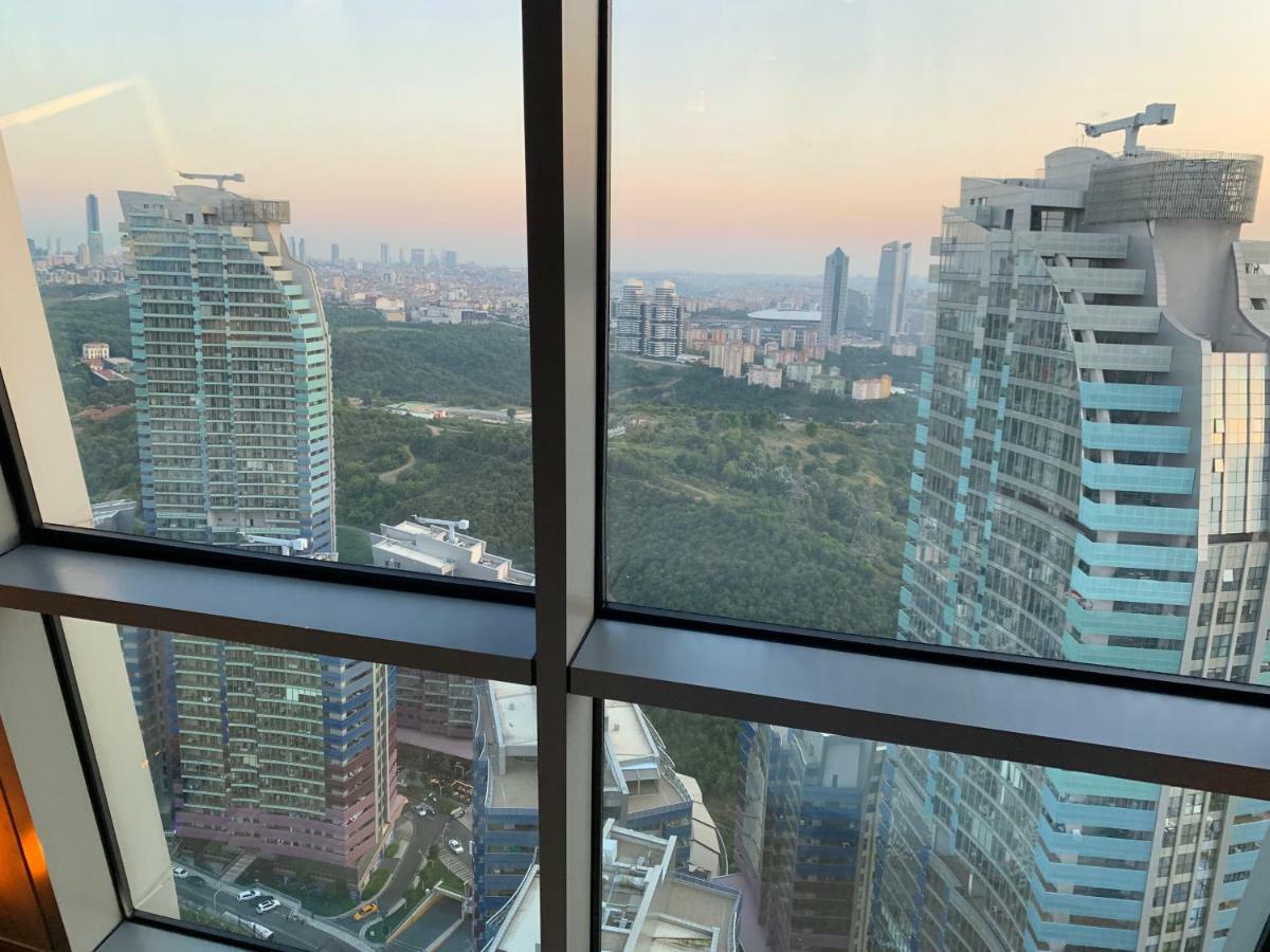 Apartment Agaoglu Maslak 1453 2+1 Penthouse Loft Istanbul