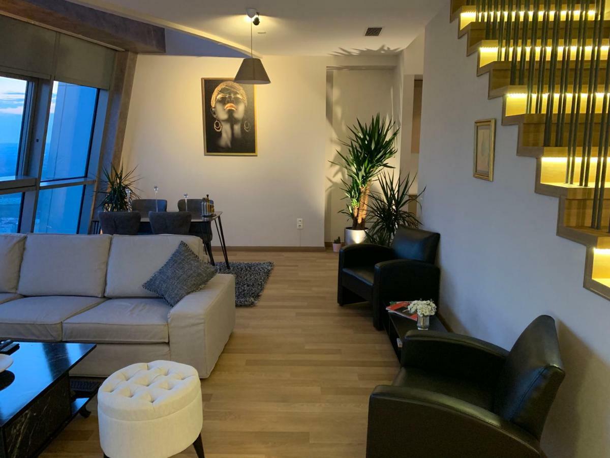 Apartment Agaoglu Maslak 1453 2+1 Penthouse Loft Istanbul