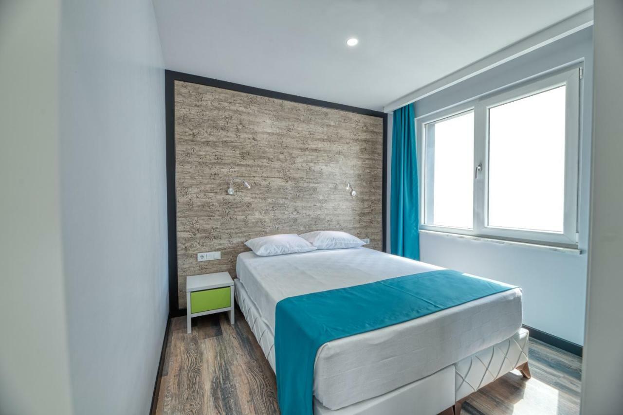 Grisverde 3*