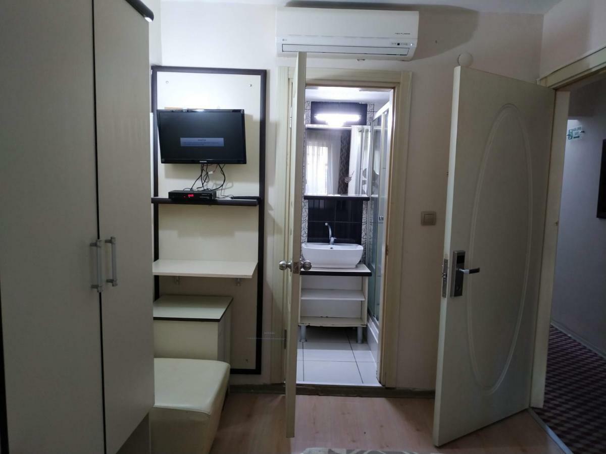 Glorina Hotel 3*