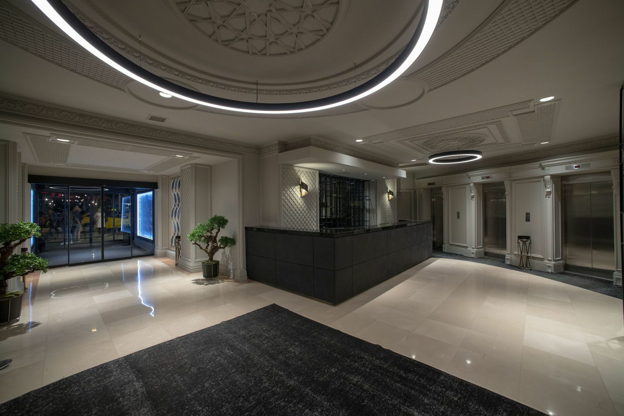 Hotel Taksim Square 4*