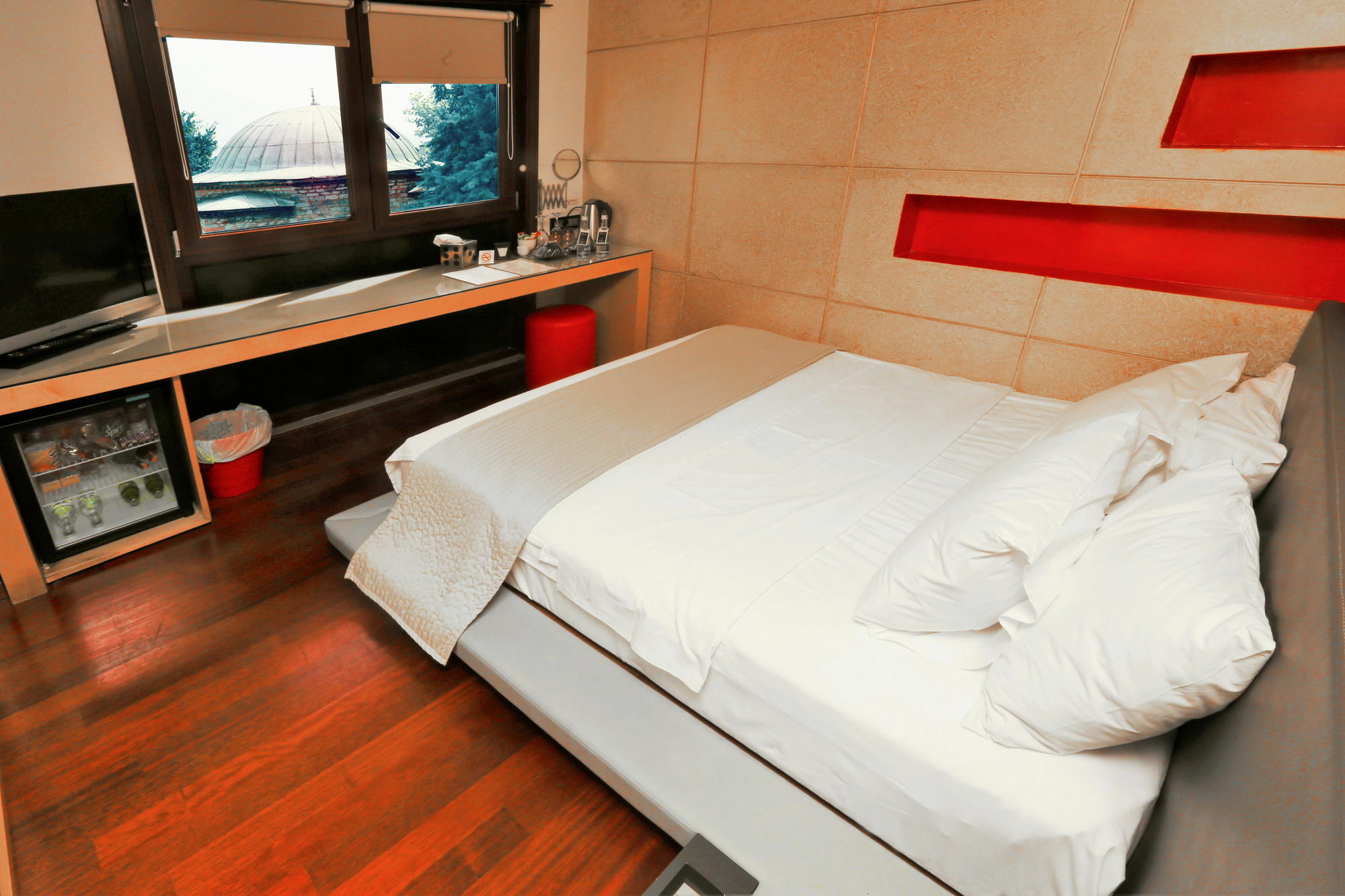 Eternity Boutique Hotel 4*