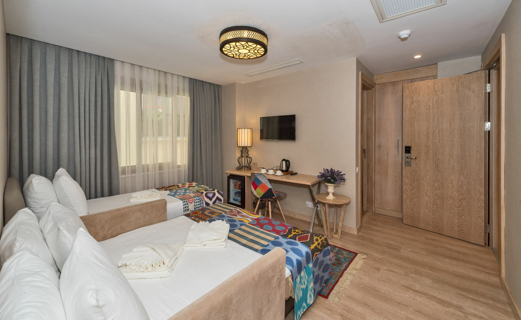 Aybar & 4* Istanbul