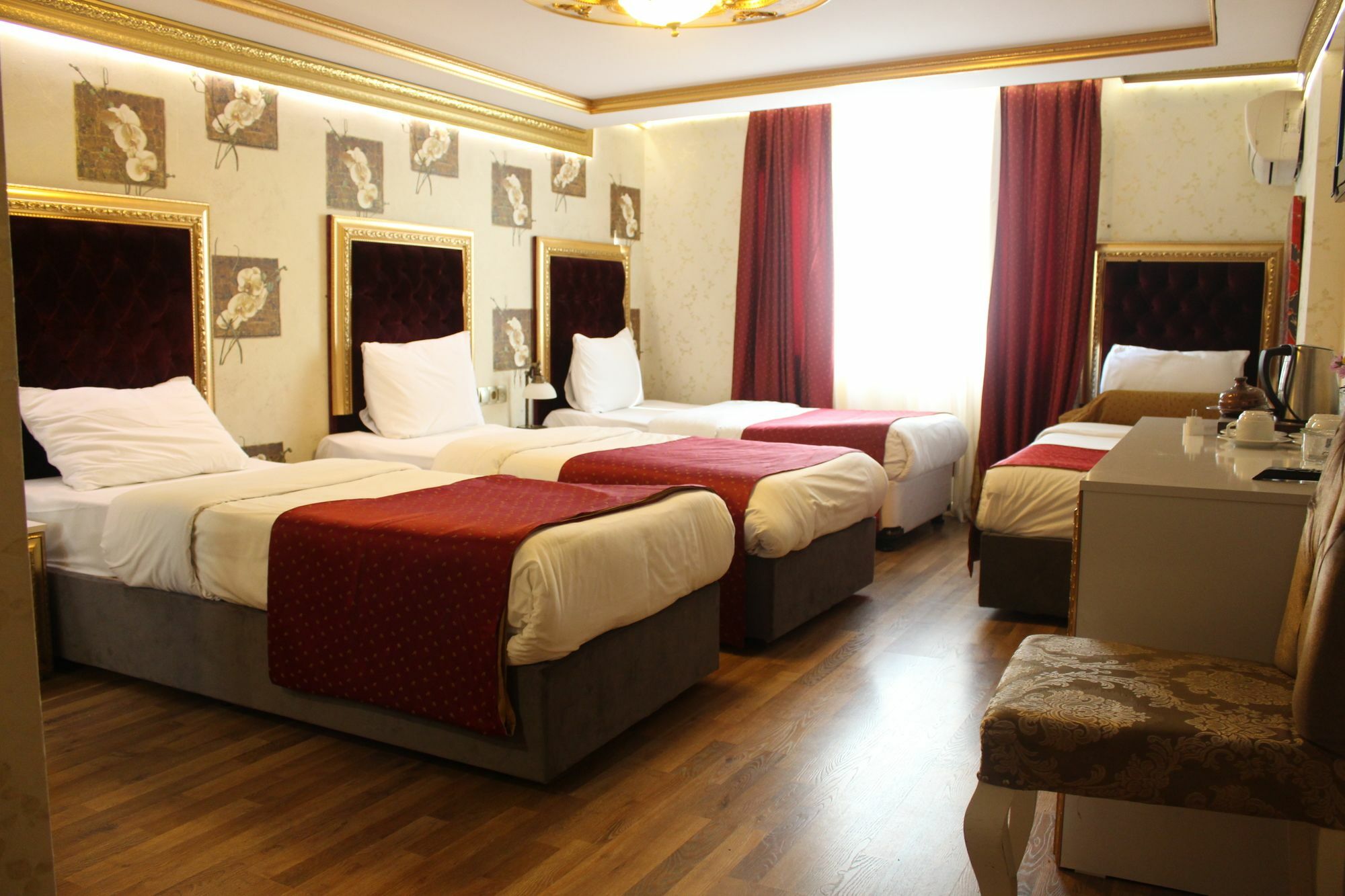 Marmara Deluxe Hotel 4*