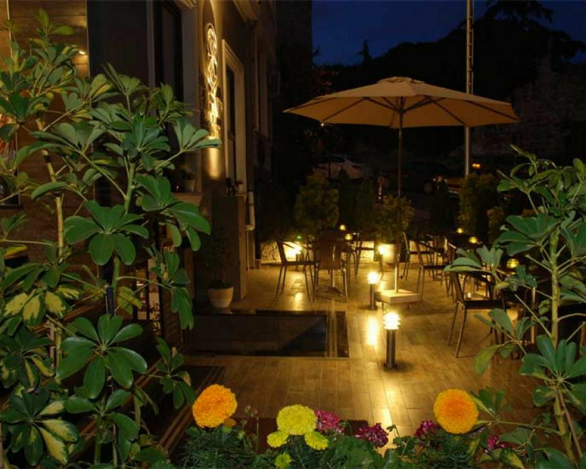 Eternity Boutique 4*