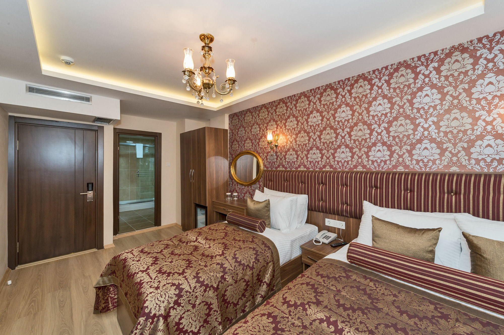 Marmara Place Old Hotel