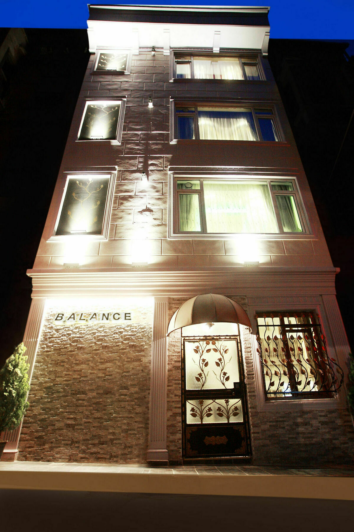 Balance Taksim Aparthotel 3*