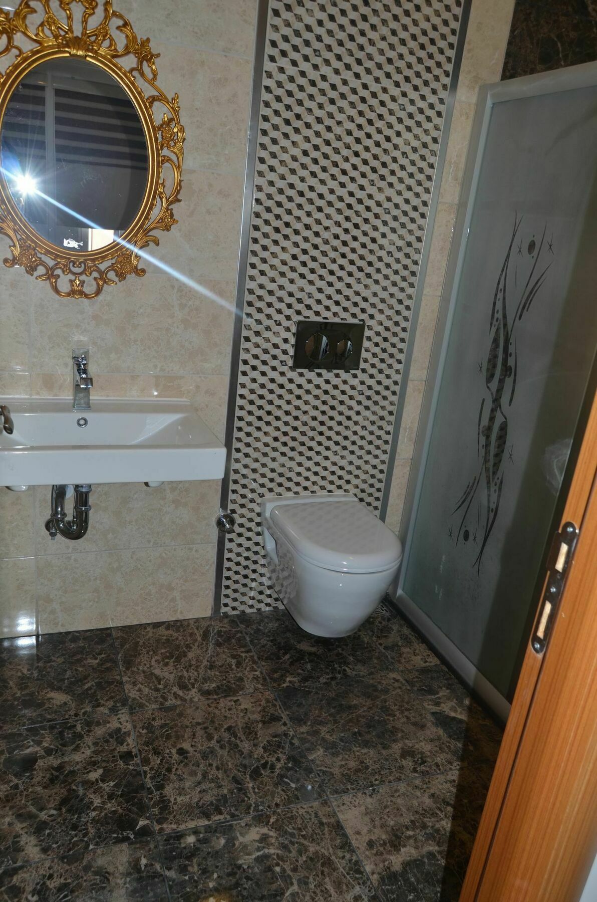 Yonca Otel 2*