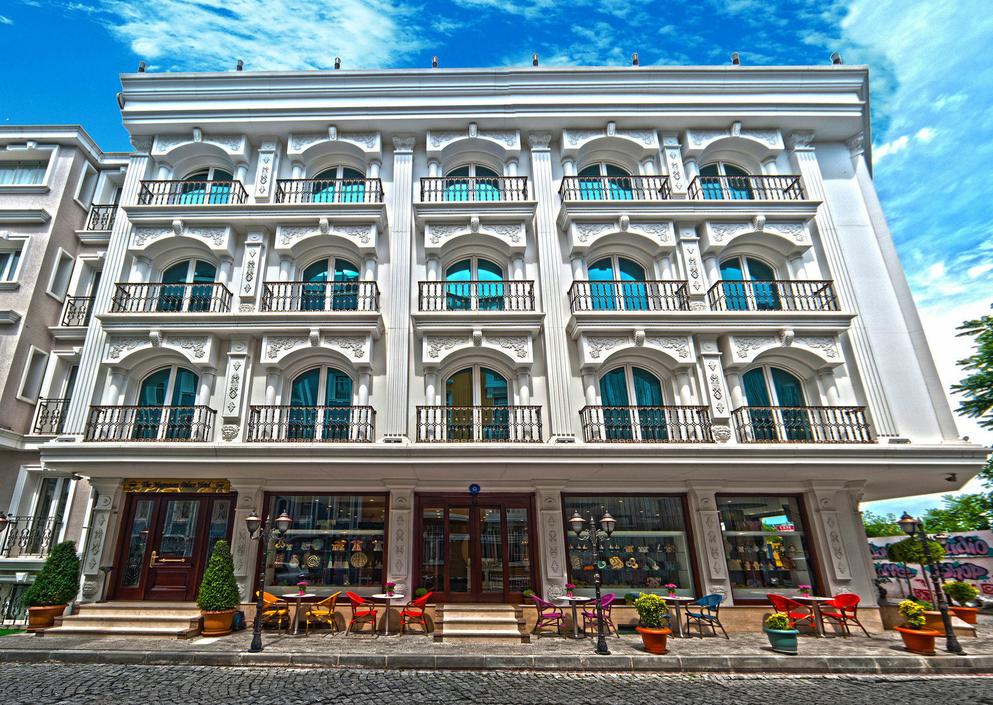 The Magnaura Palace Otel