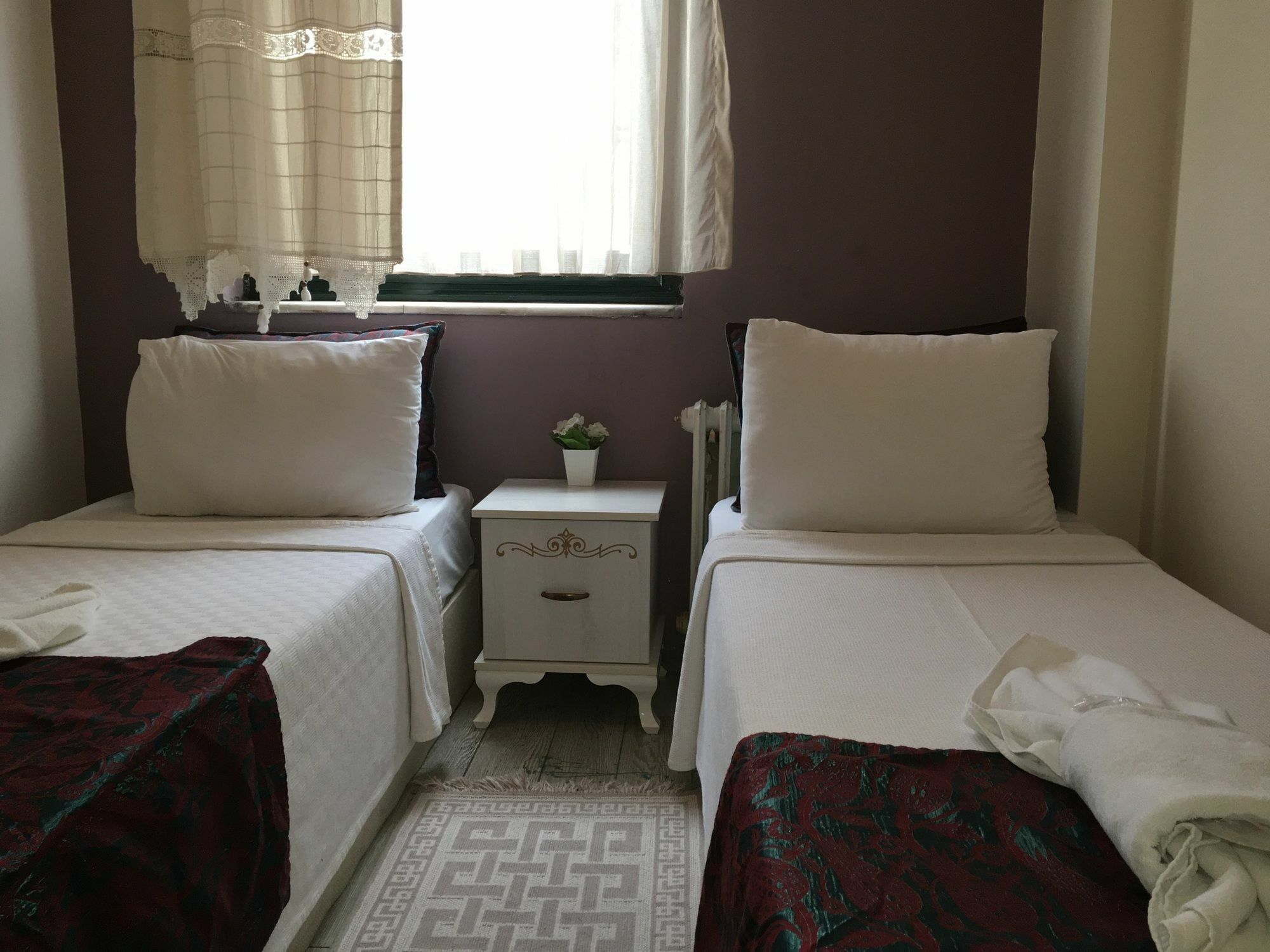 Esra Sultan Petrol Hotel 3*