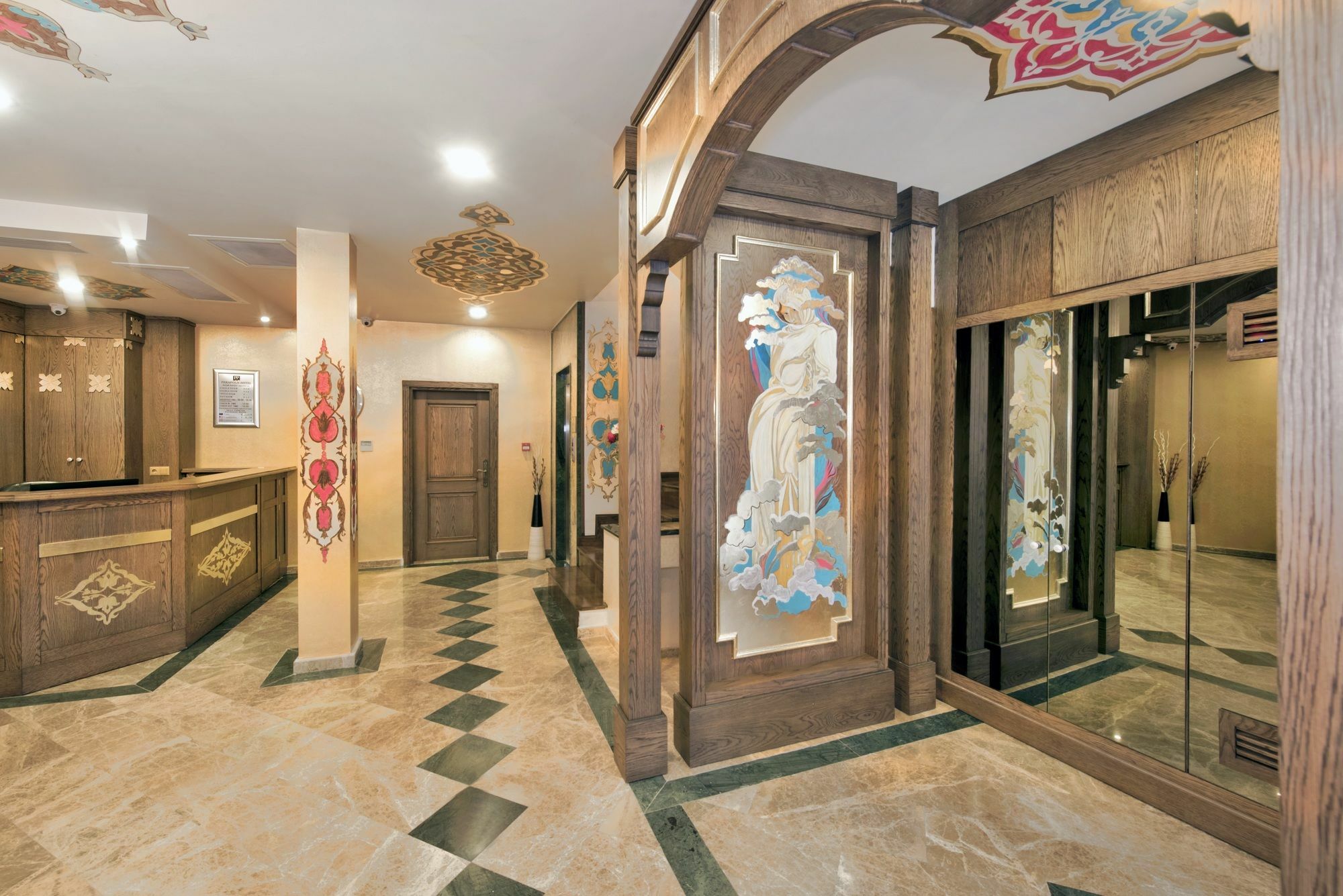 Perapolis Otel
