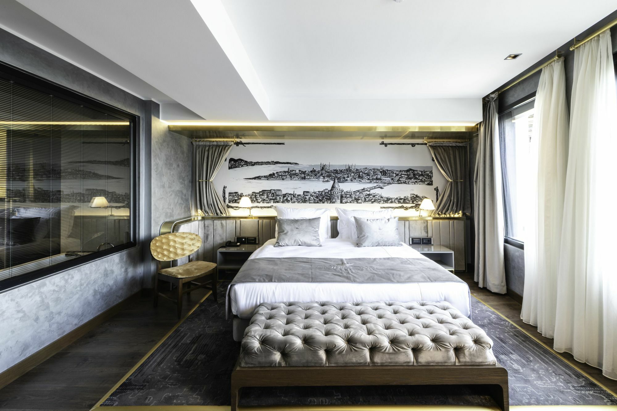 Hotel The Wings