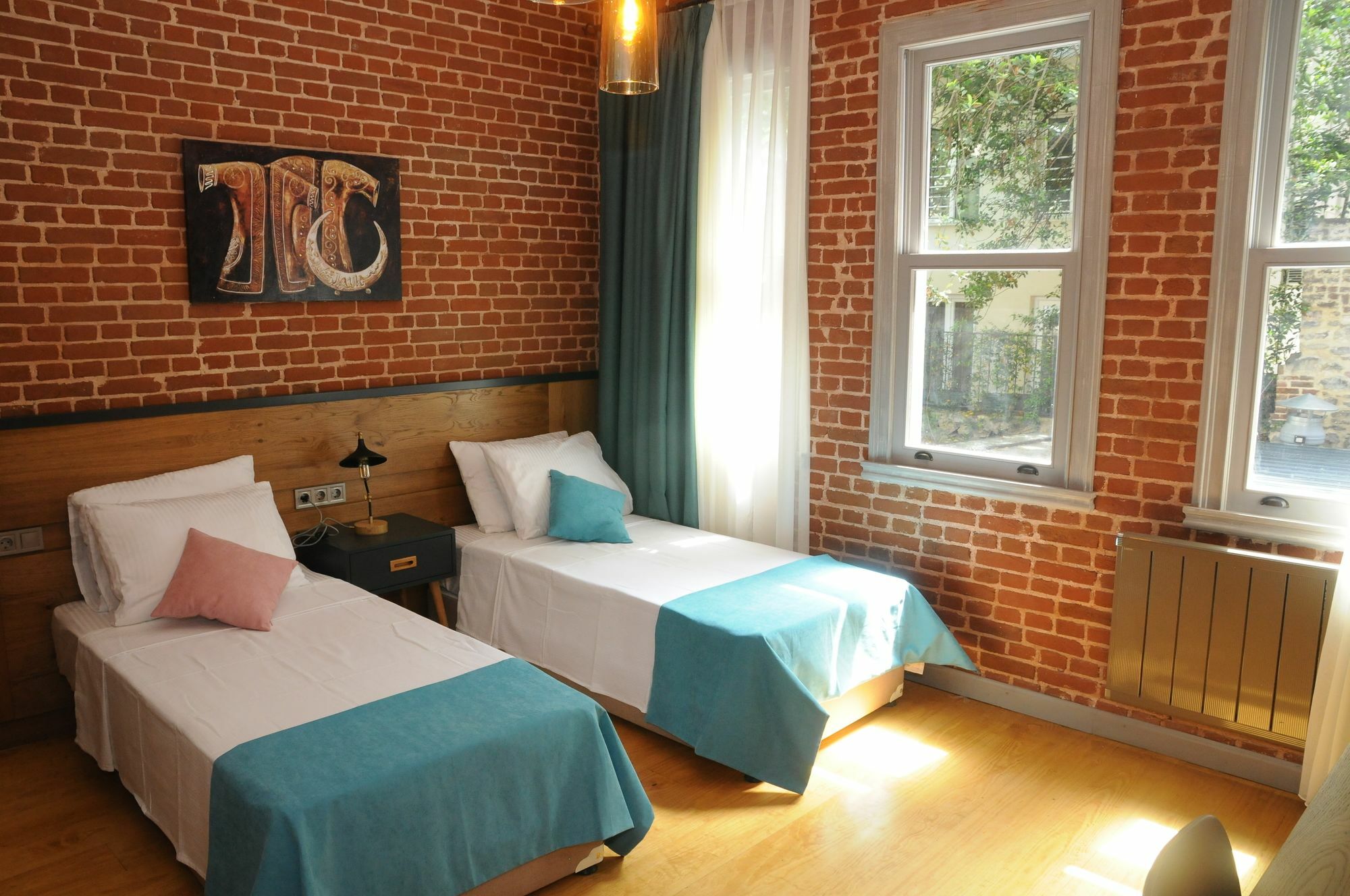 Hotel El Gusto 2*