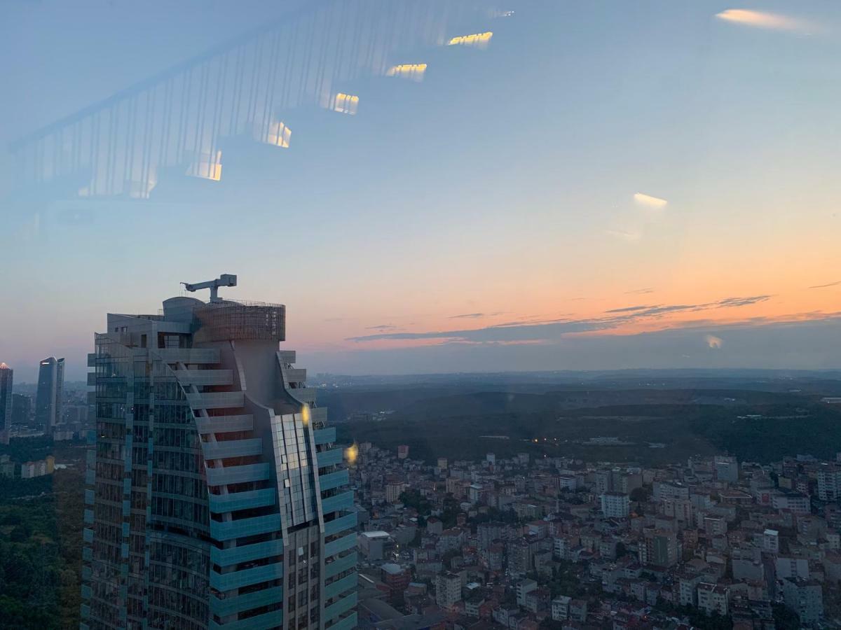 Agaoglu Maslak 1453 2+1 Penthouse Loft Apartment Istanbul