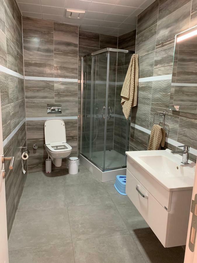 Koza Park - Luxurious Two Bedroom Duplex Near Akbati Mall And Tennis Academy